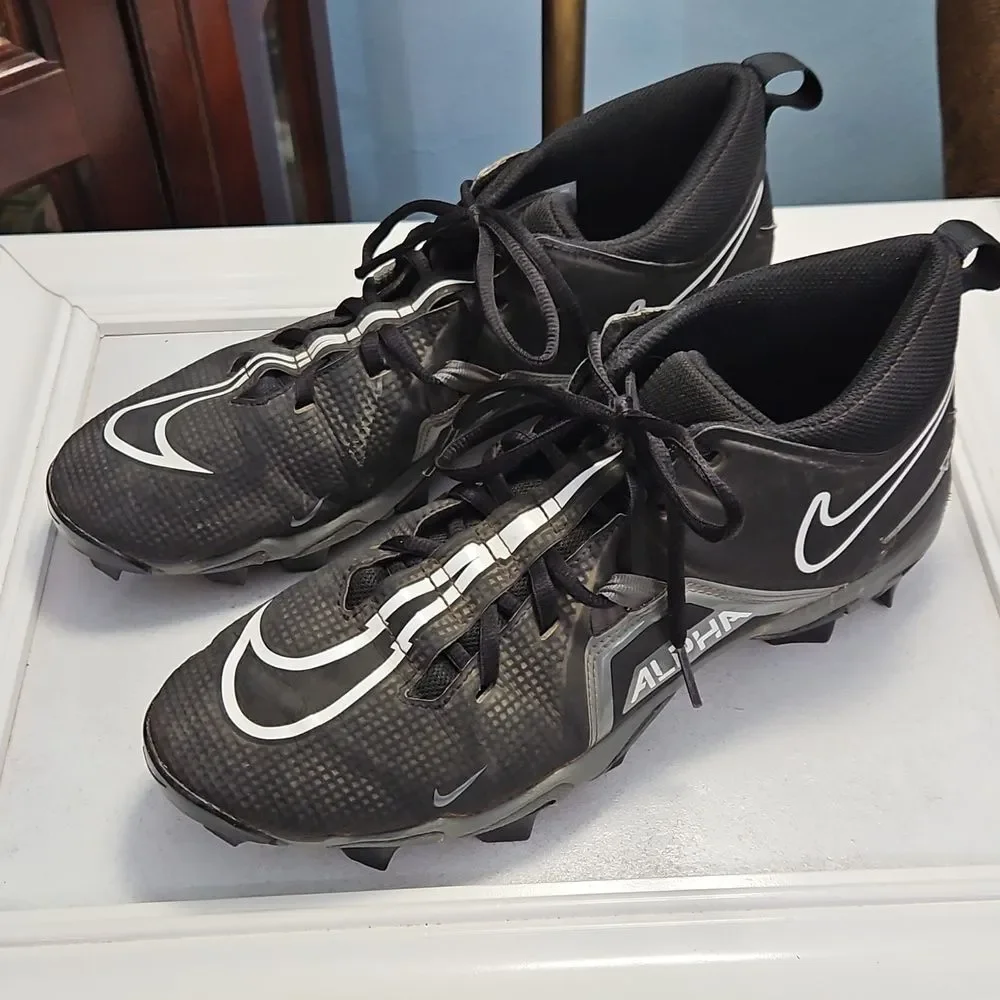 Nike Men's Alpha 3 Menace Black Football Cleats Size 10
